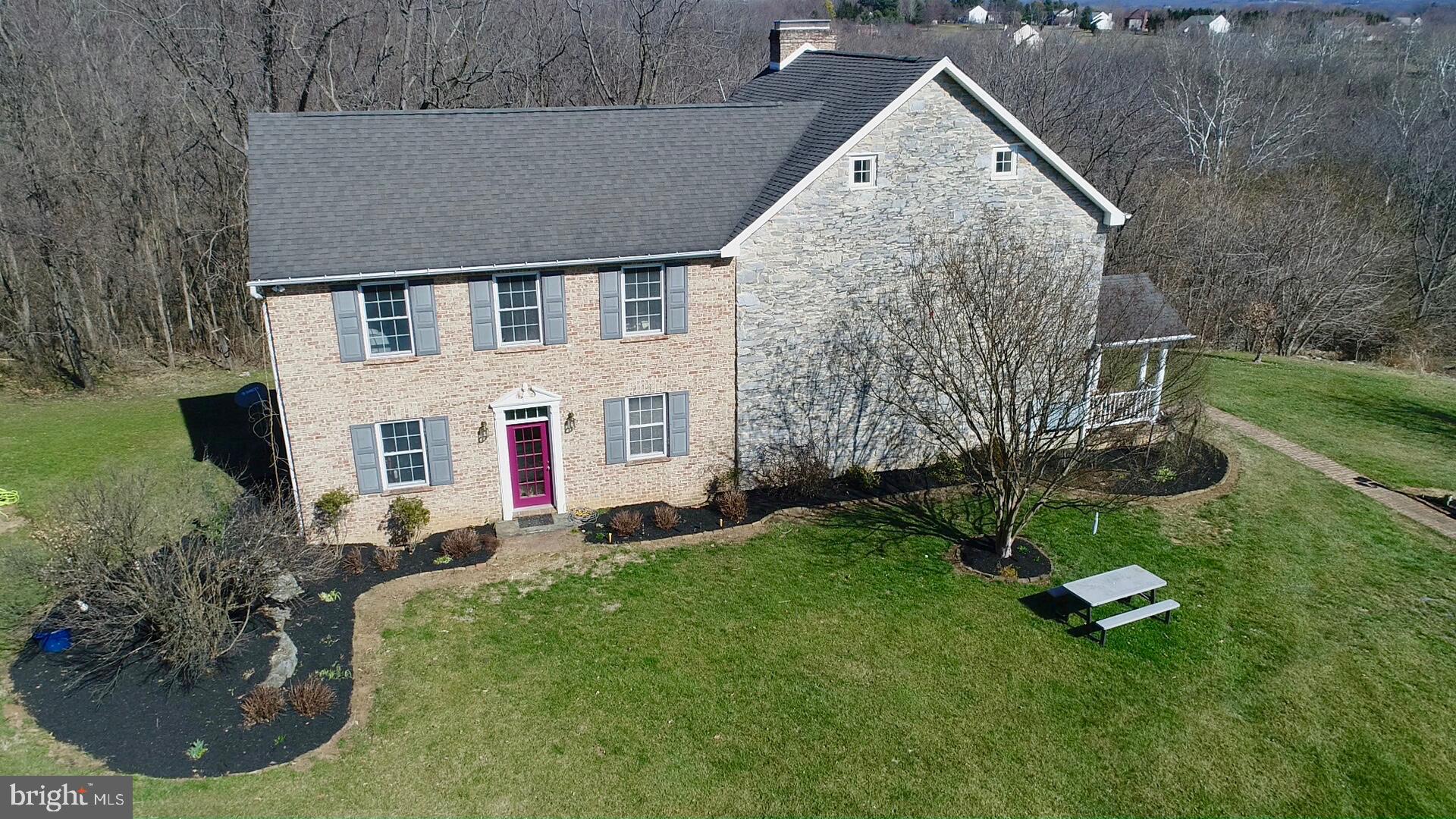 STONEWALL ESTATES - Residential