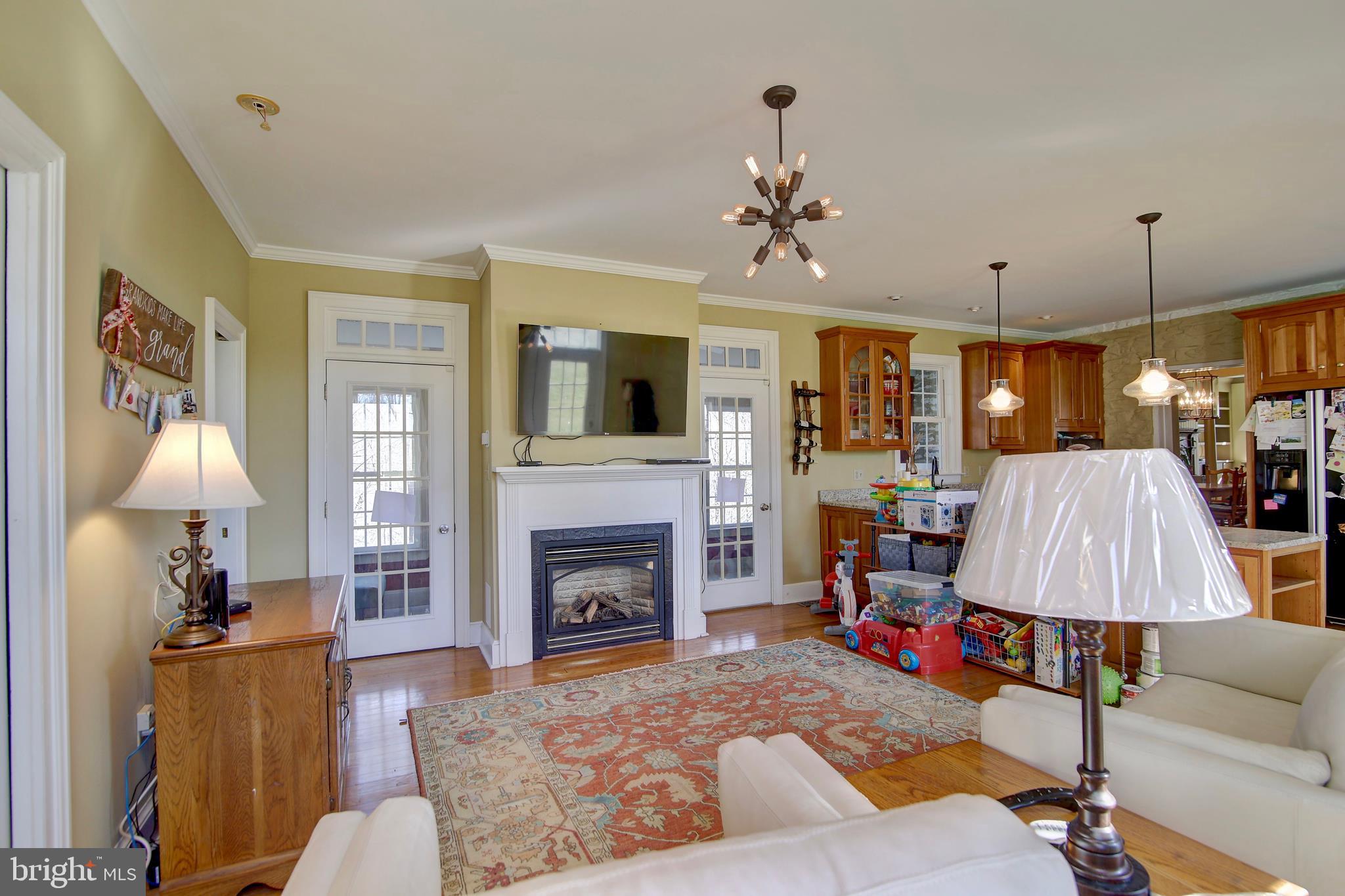 STONEWALL ESTATES - Residential