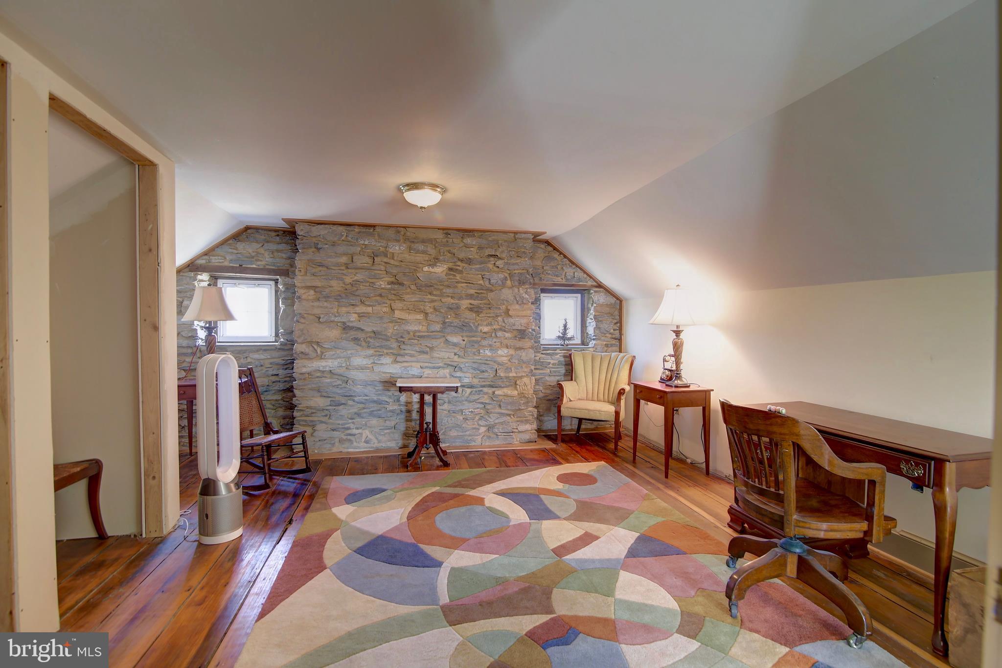 STONEWALL ESTATES - Residential