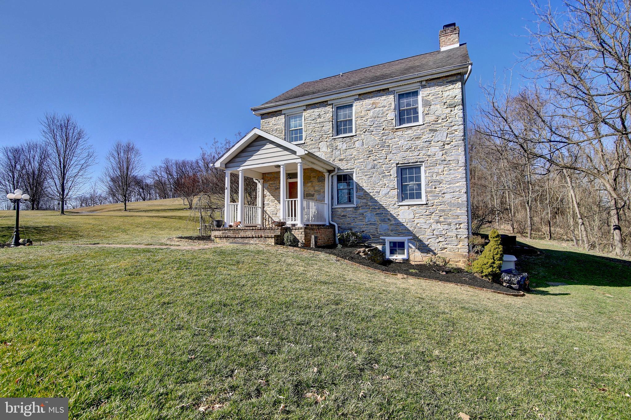 STONEWALL ESTATES - Residential