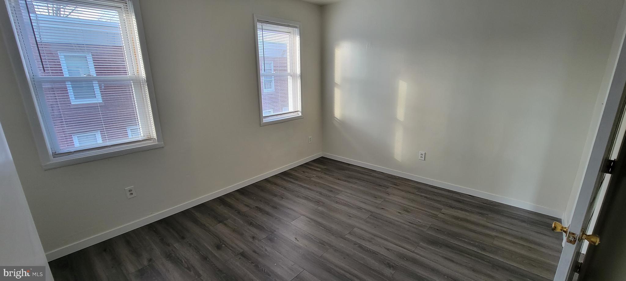 PORT RICHMOND - Residential