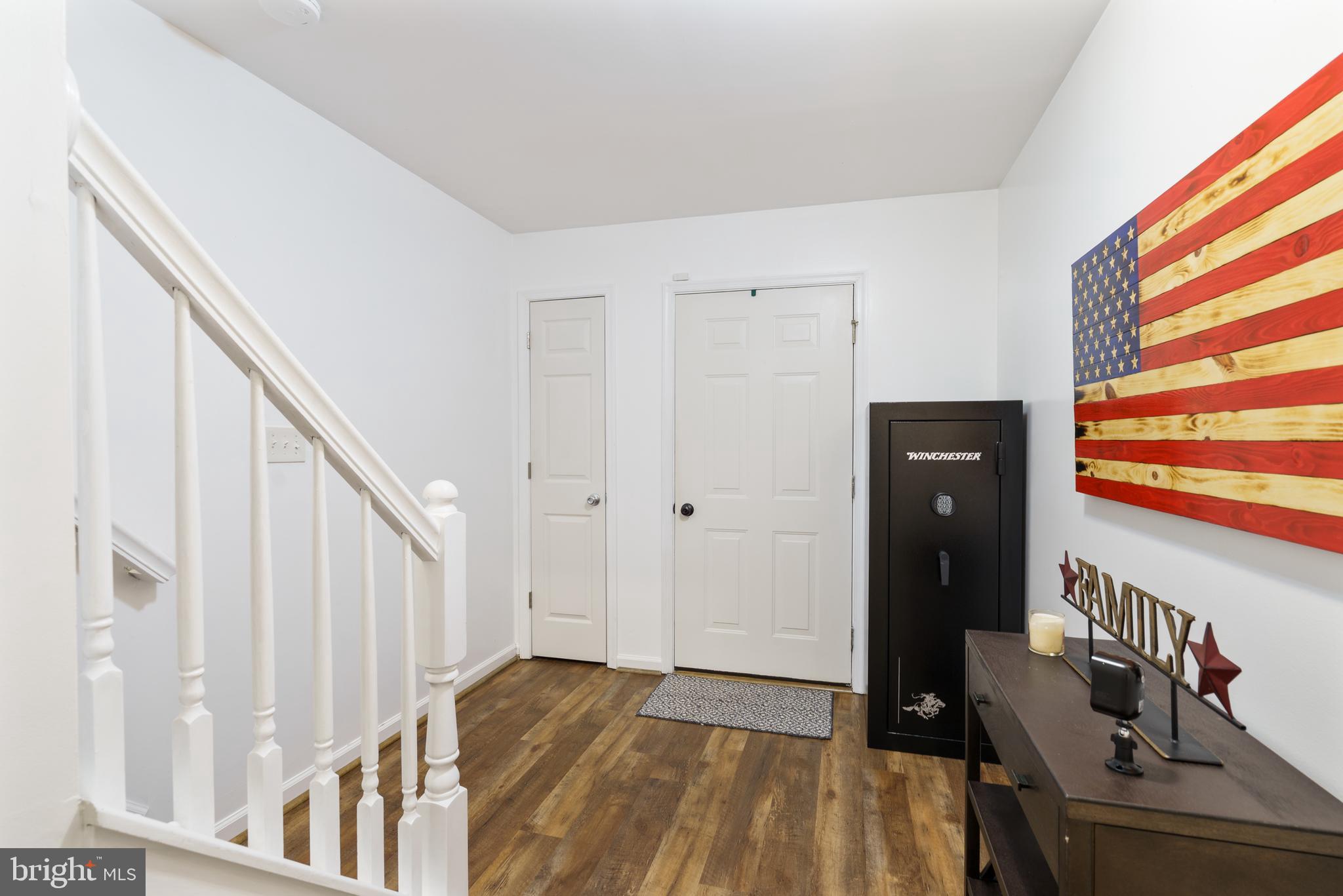 MILLS FARM - Residential