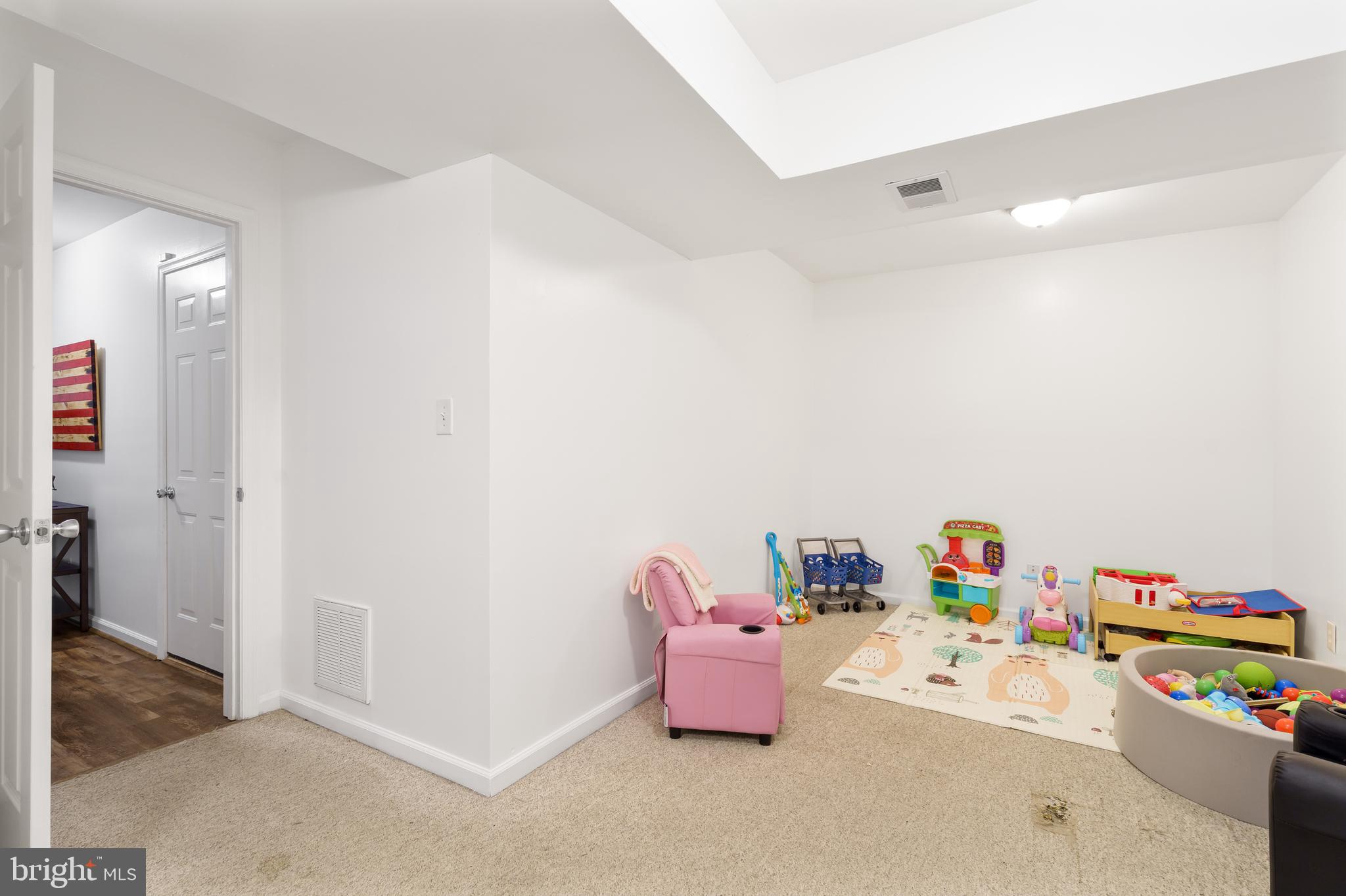 MILLS FARM - Residential