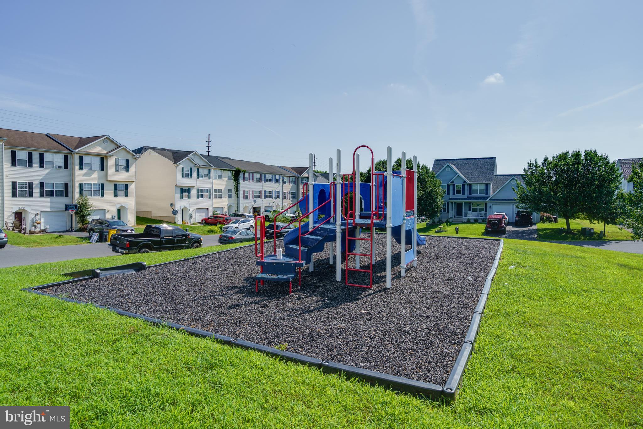 MILLS FARM - Residential