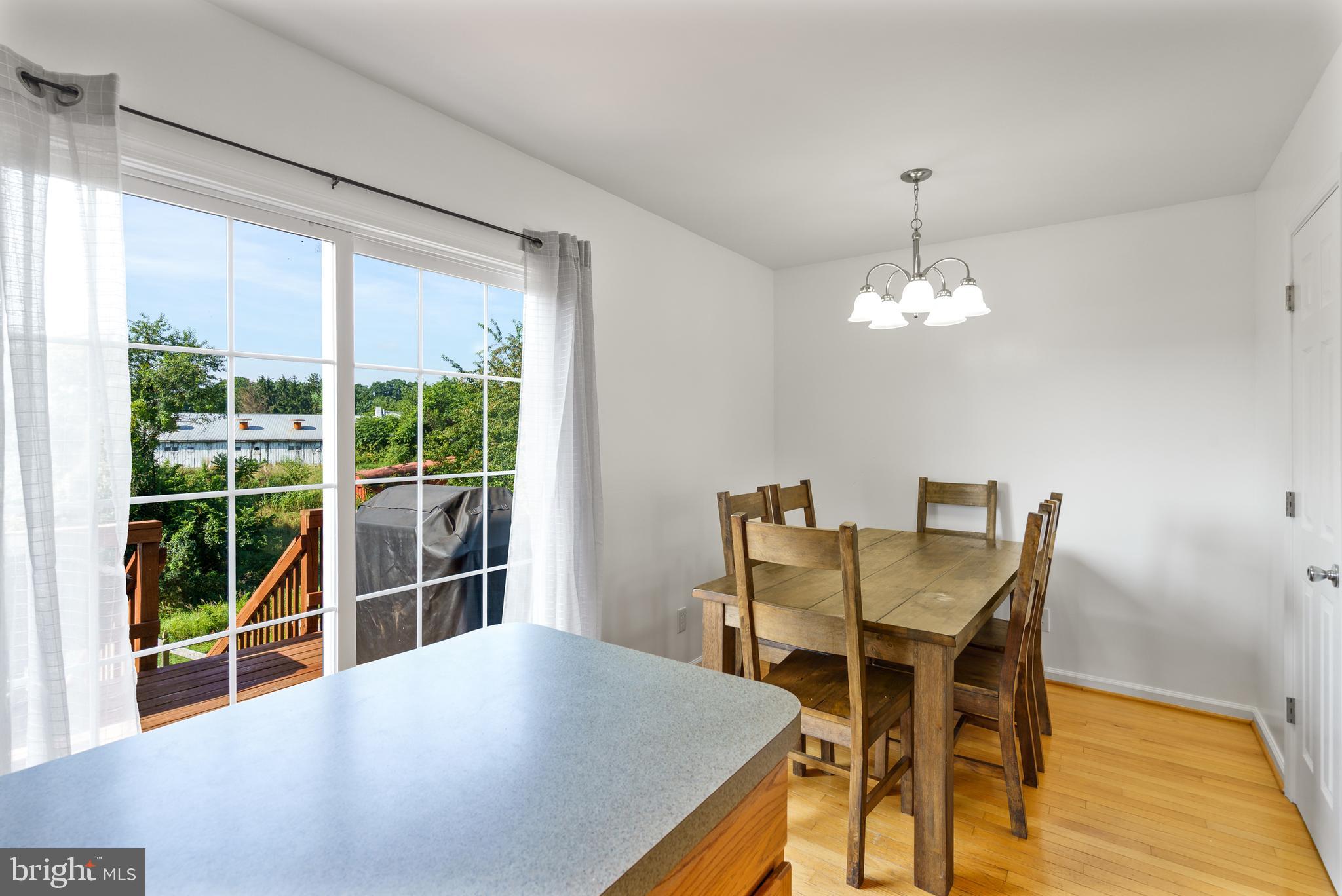 MILLS FARM - Residential