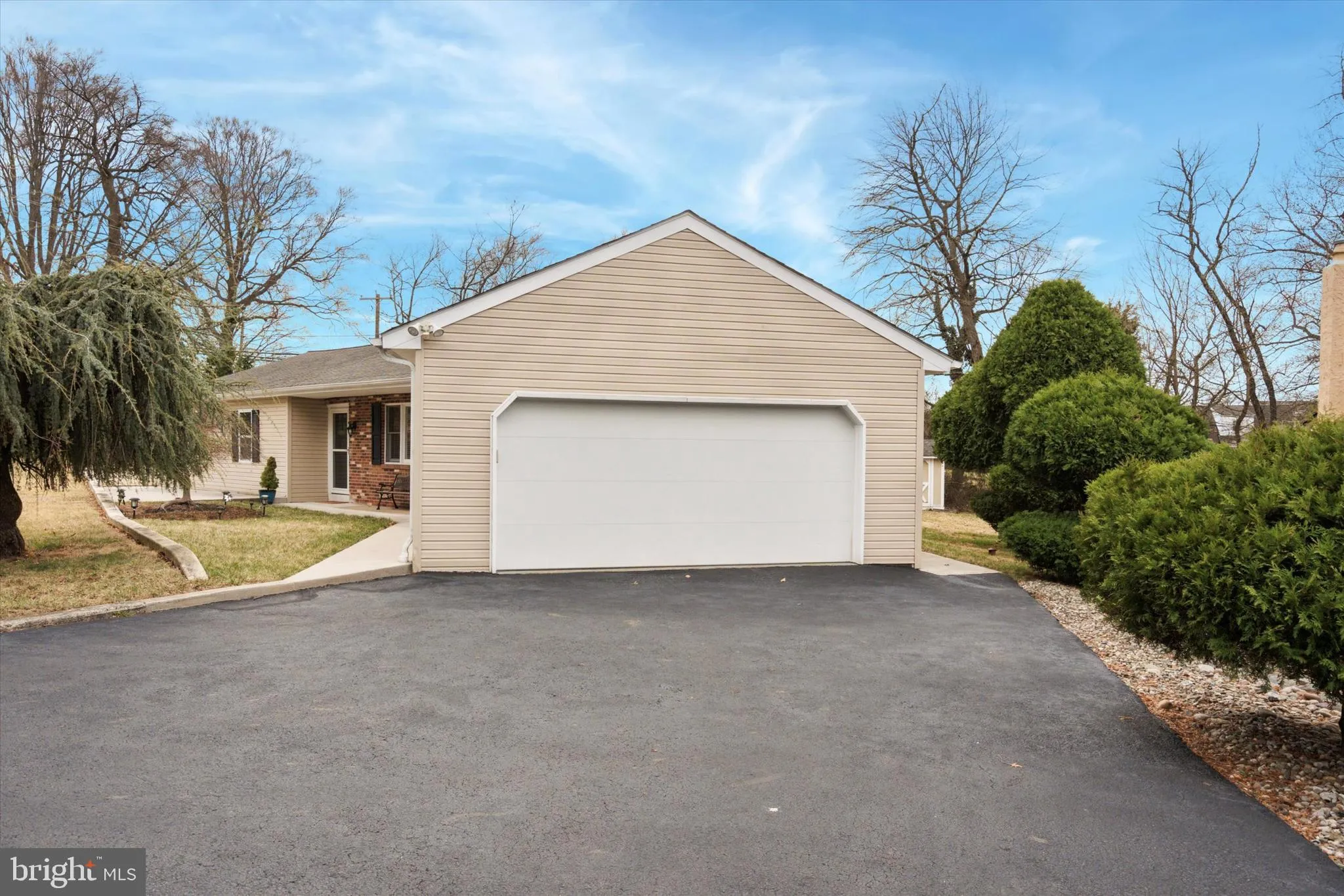 Langhorne, Pennsylvania 19047, United States, 3 Bedrooms Bedrooms, ,2 BathroomsBathrooms,Residential,Pending,93848