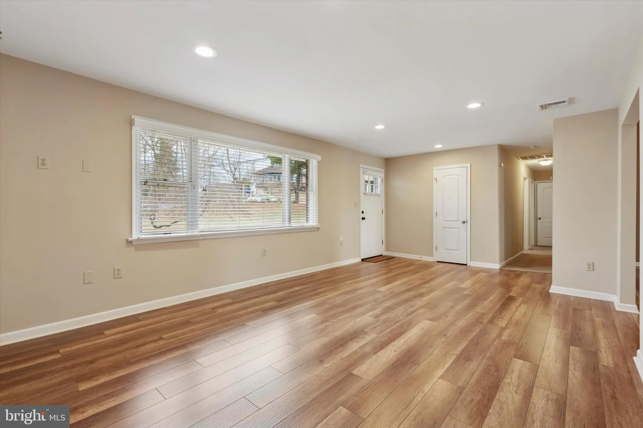 Langhorne, Pennsylvania 19047, United States, 3 Bedrooms Bedrooms, ,2 BathroomsBathrooms,Residential,Pending,93848