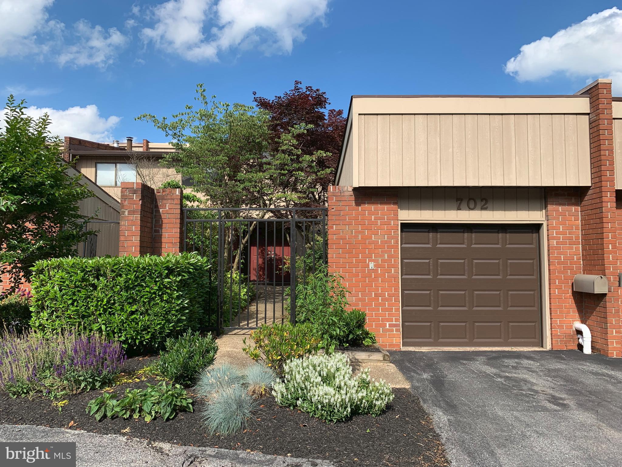 STEVENSON POST - Residential