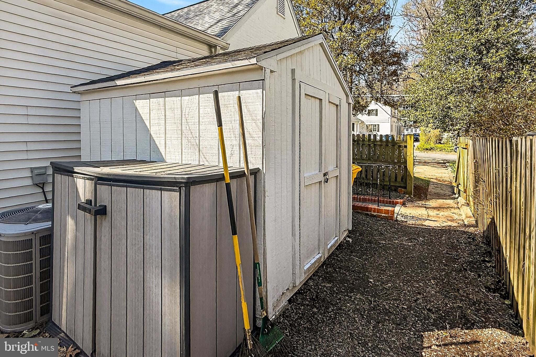 DEVONSHIRE - Residential