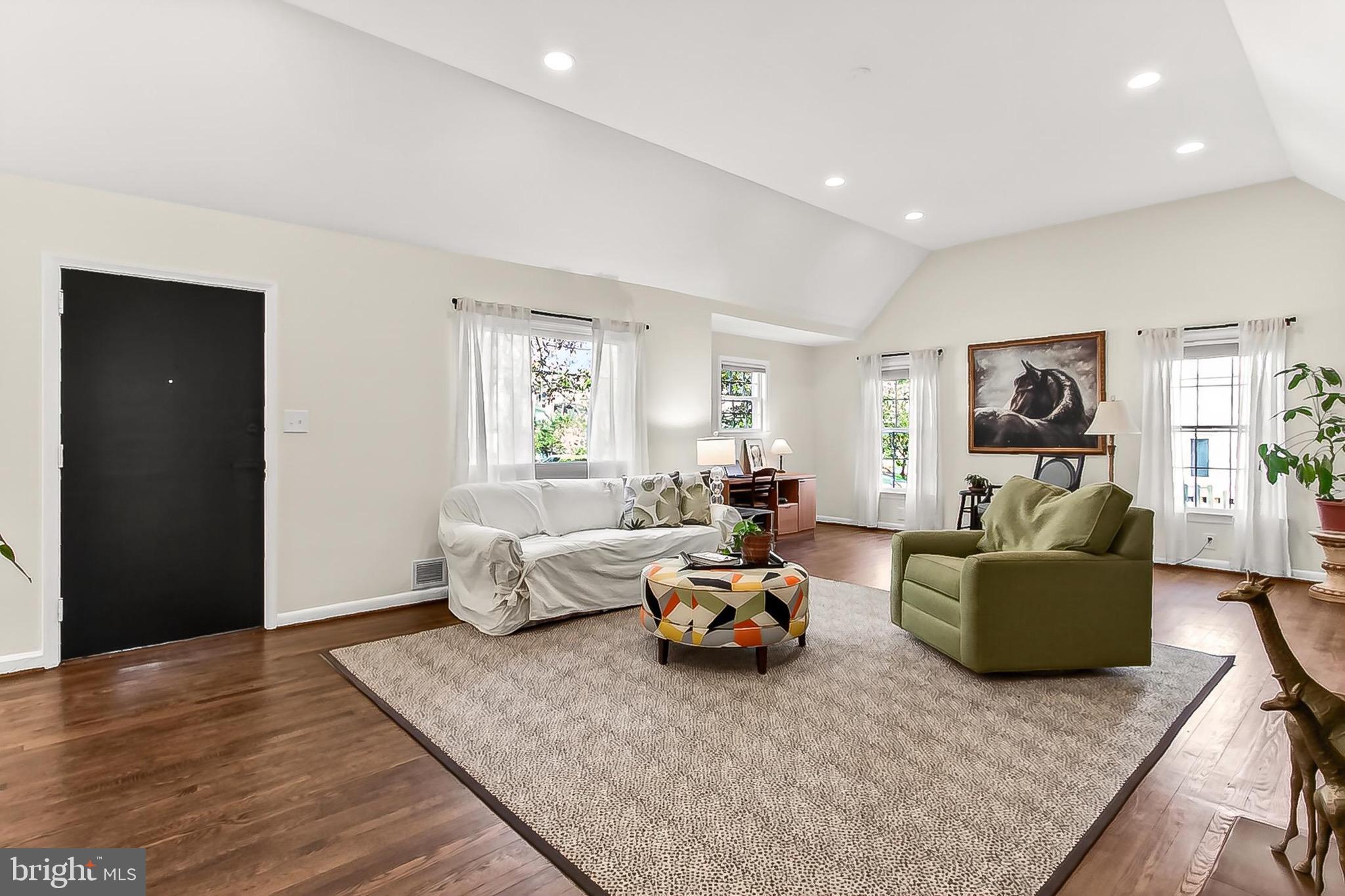 DEVONSHIRE - Residential