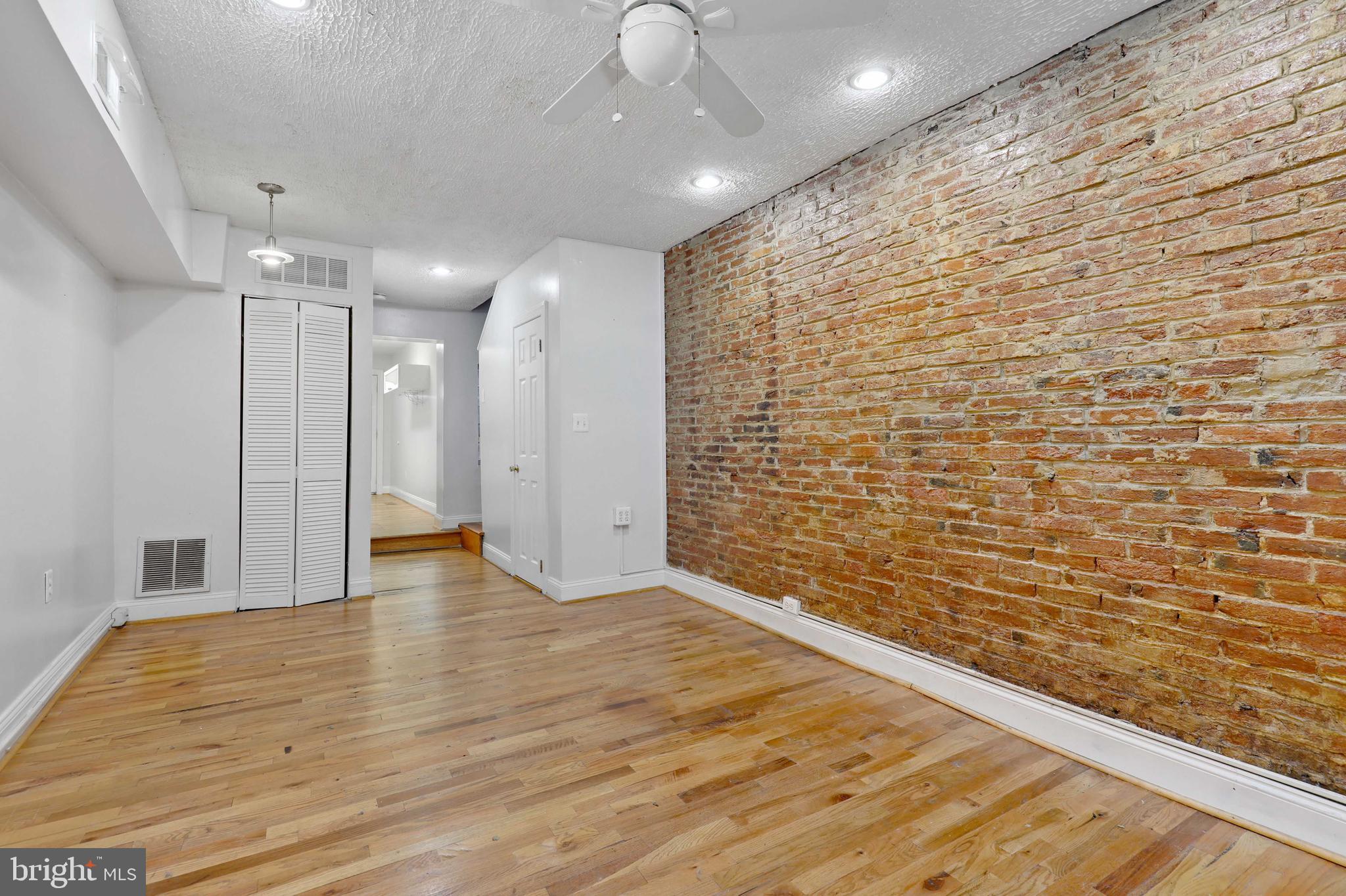 FELLS POINT HISTORIC DISTRICT - Residential Lease