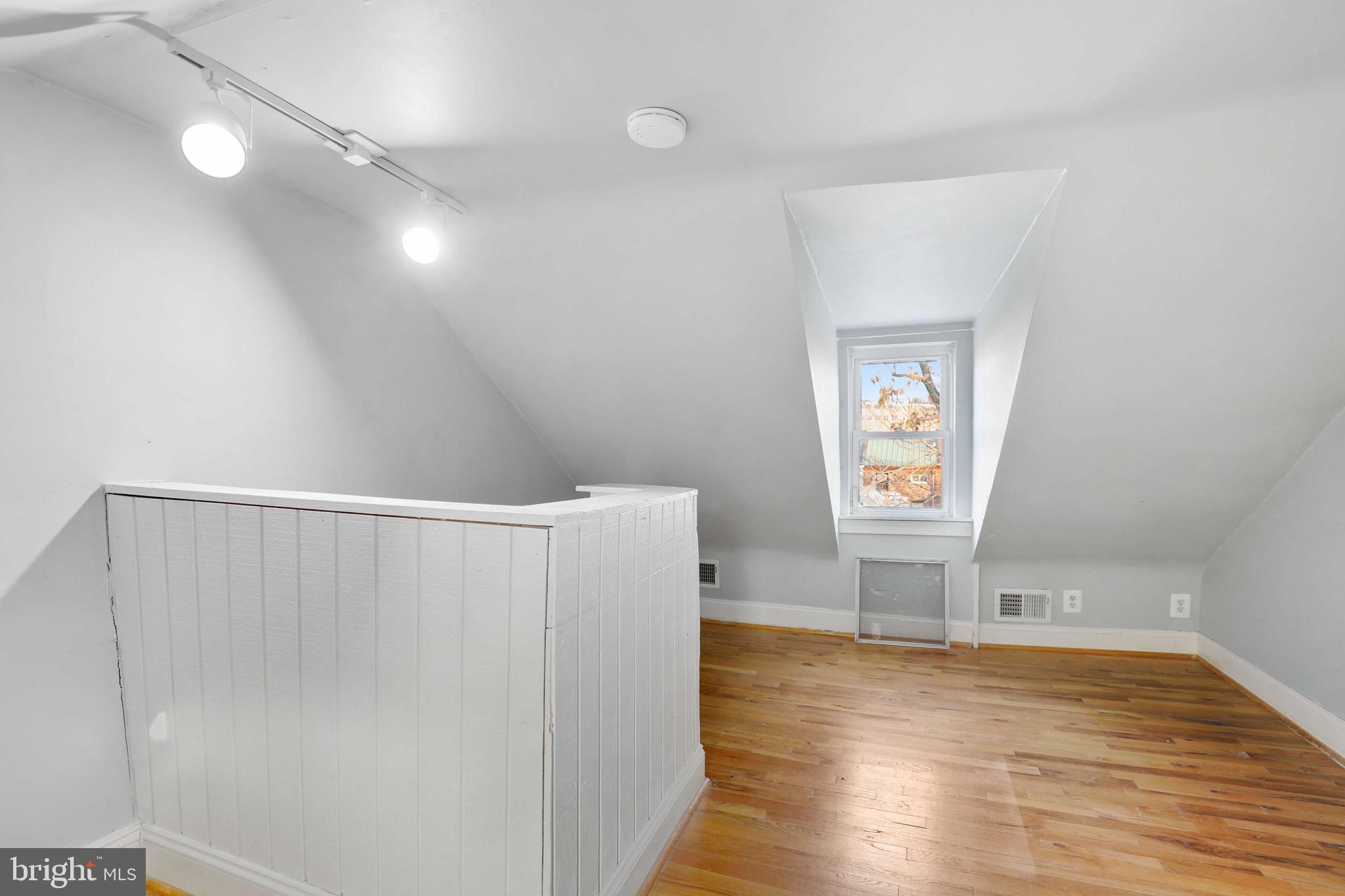 FELLS POINT HISTORIC DISTRICT - Residential Lease