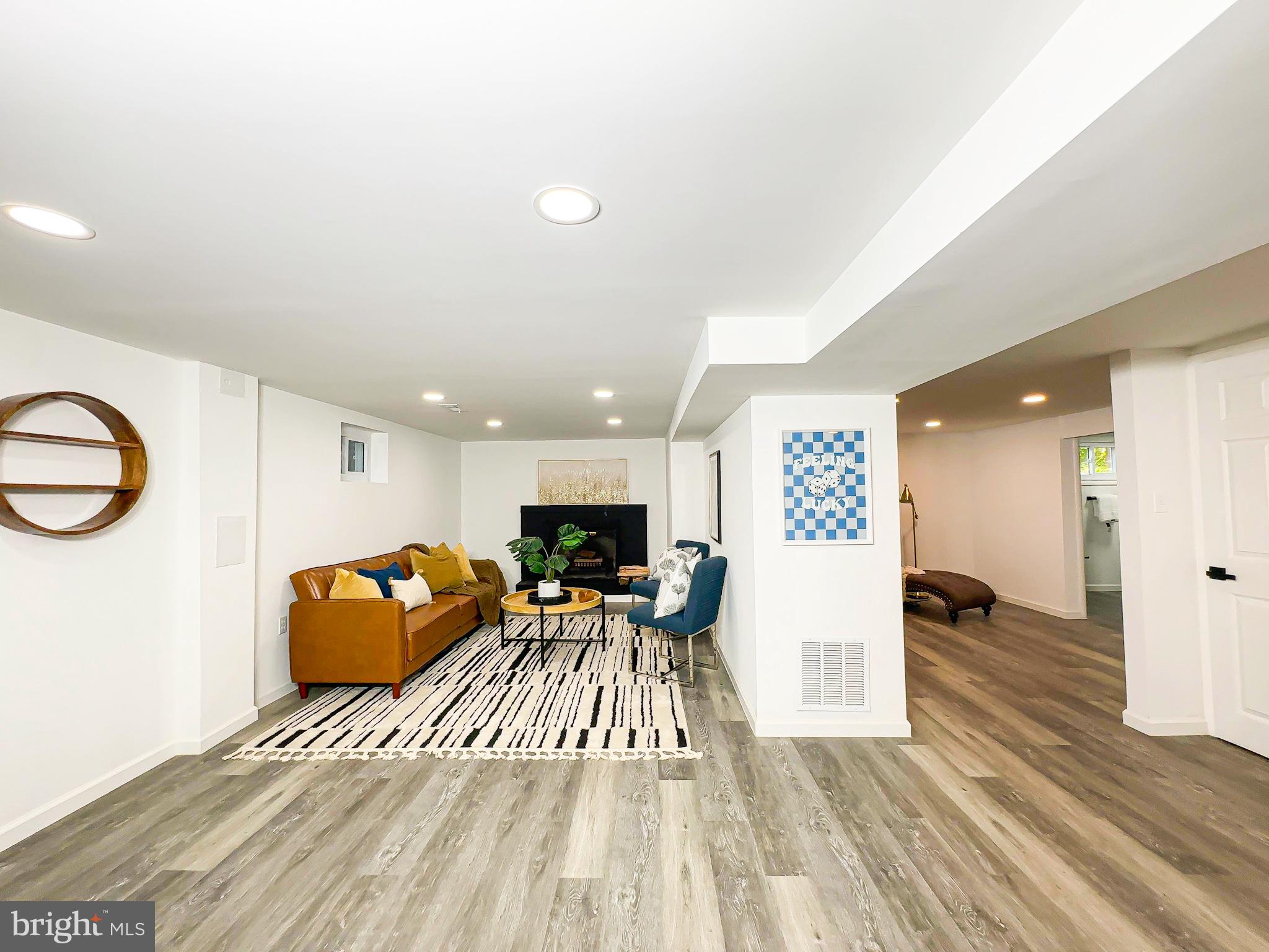 WAGGAMAN HEIGHTS - Residential