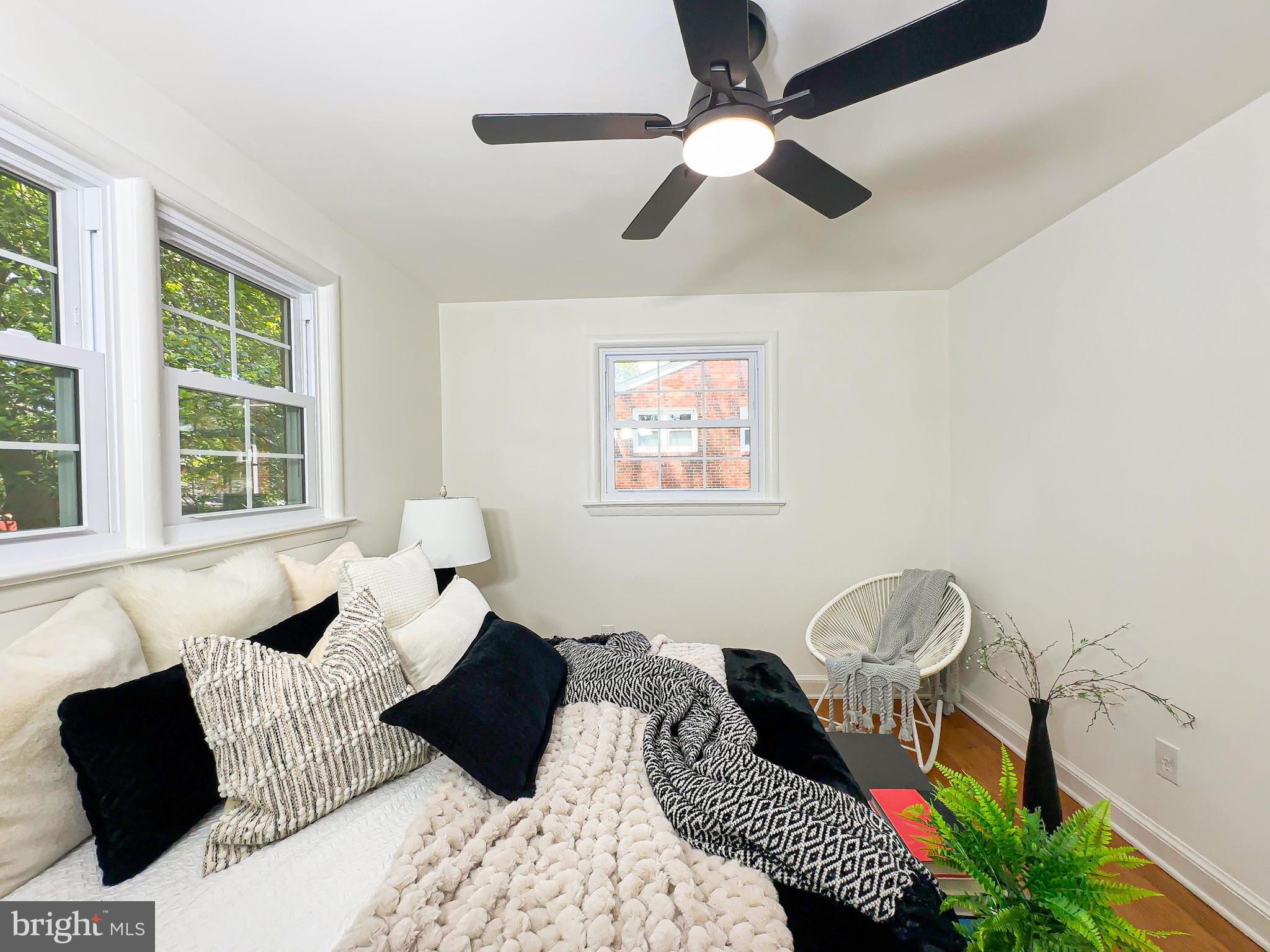 WAGGAMAN HEIGHTS - Residential