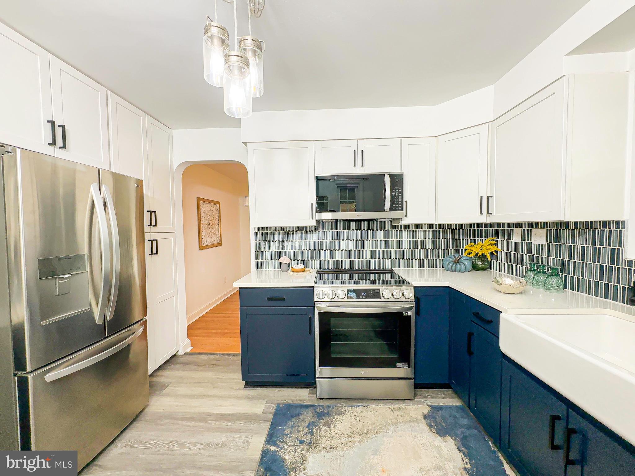 WAGGAMAN HEIGHTS - Residential