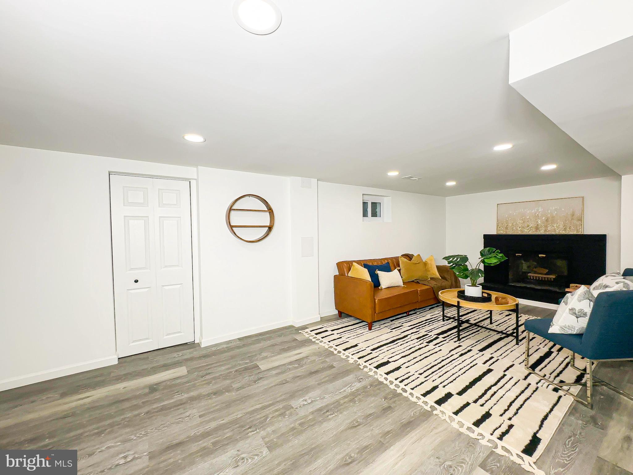 WAGGAMAN HEIGHTS - Residential