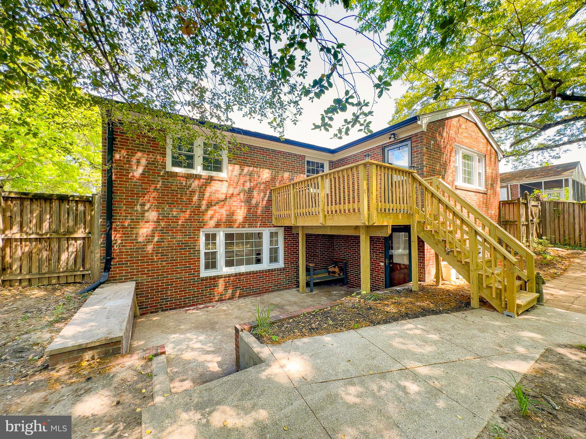 WAGGAMAN HEIGHTS - Residential