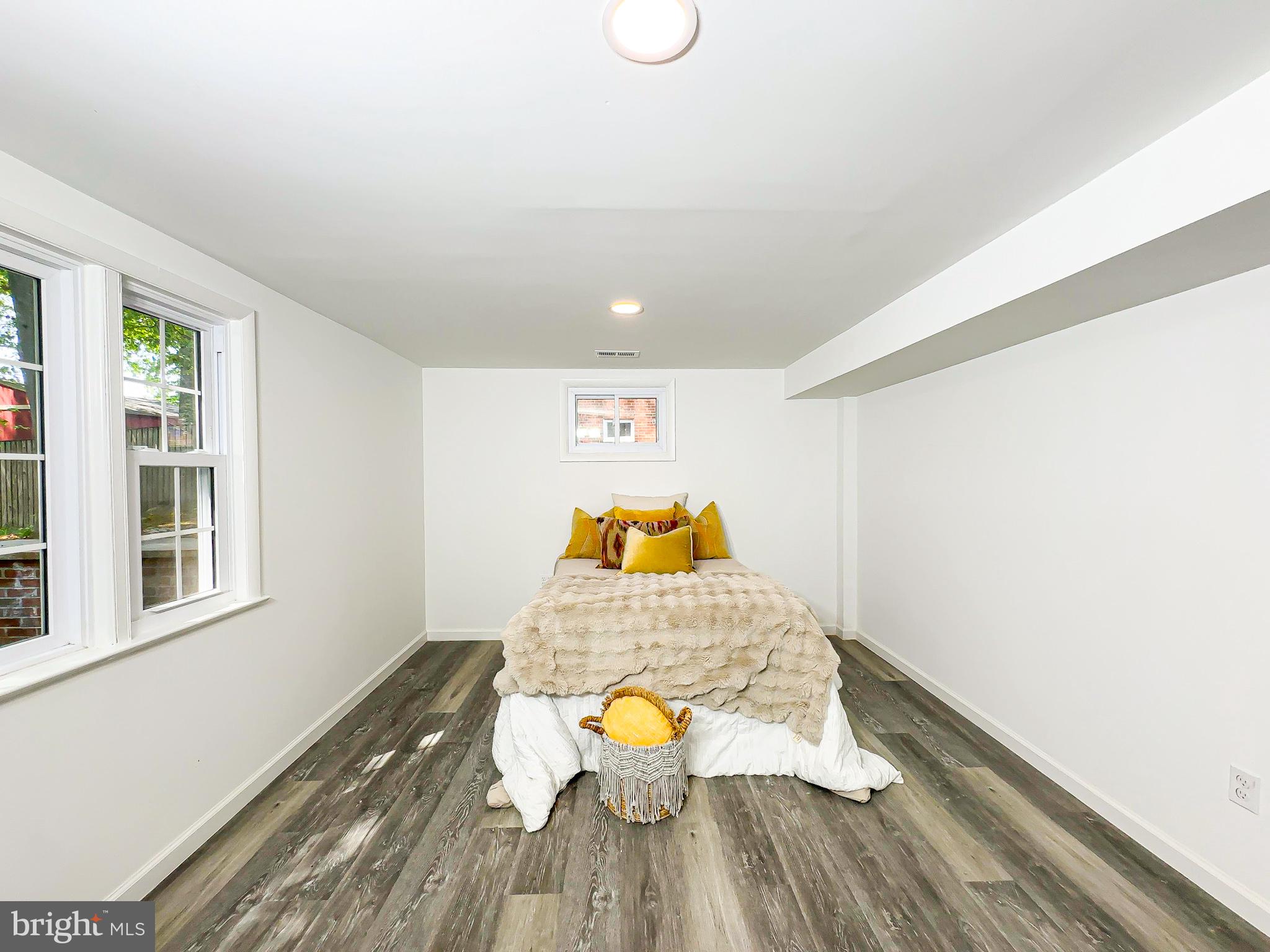 WAGGAMAN HEIGHTS - Residential