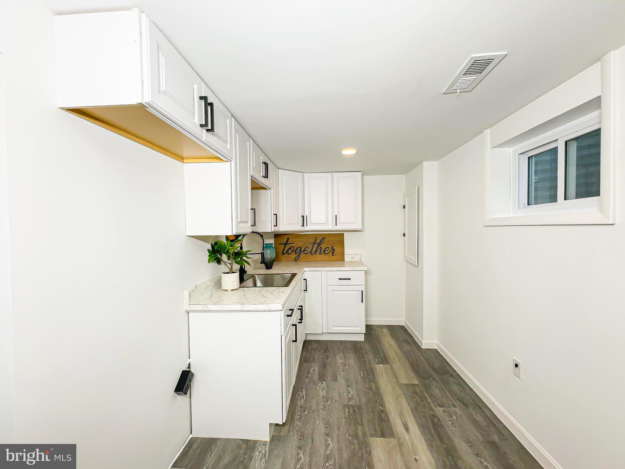 WAGGAMAN HEIGHTS - Residential