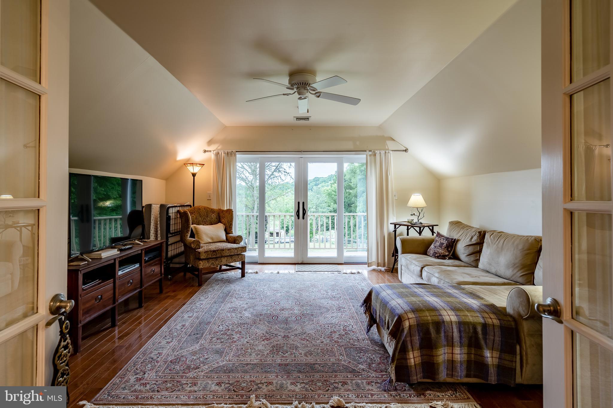 NORTHBROOK - Residential