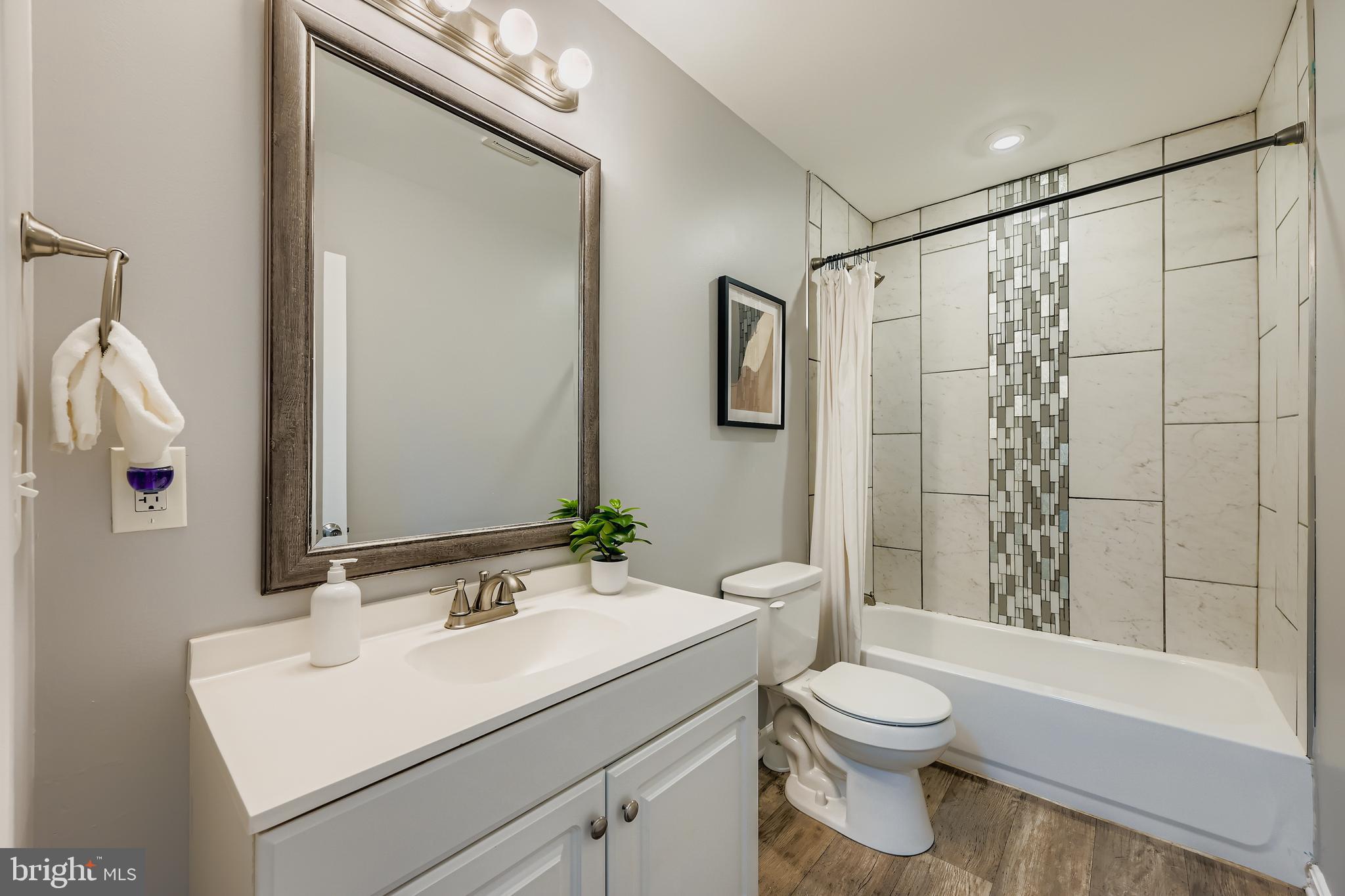 NORTHSHIRE - Residential