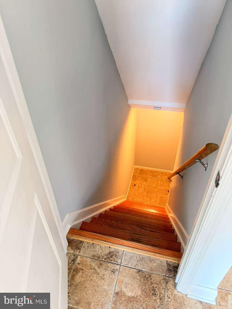 FAIRLAWN - Residential