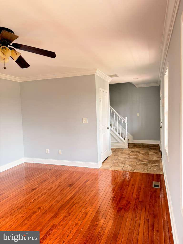 FAIRLAWN - Residential