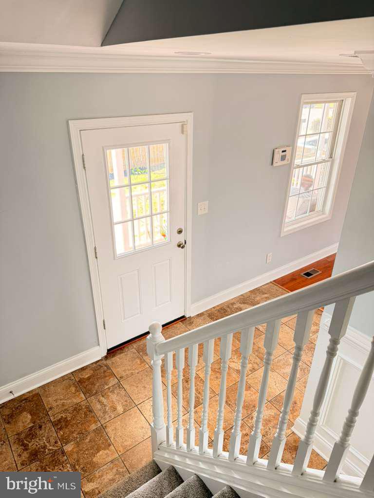 FAIRLAWN - Residential