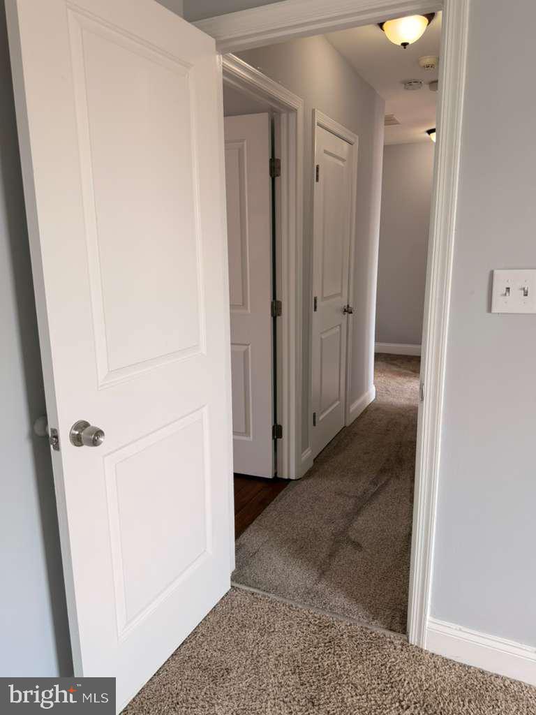 FAIRLAWN - Residential