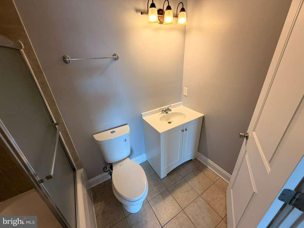 FAIRLAWN - Residential