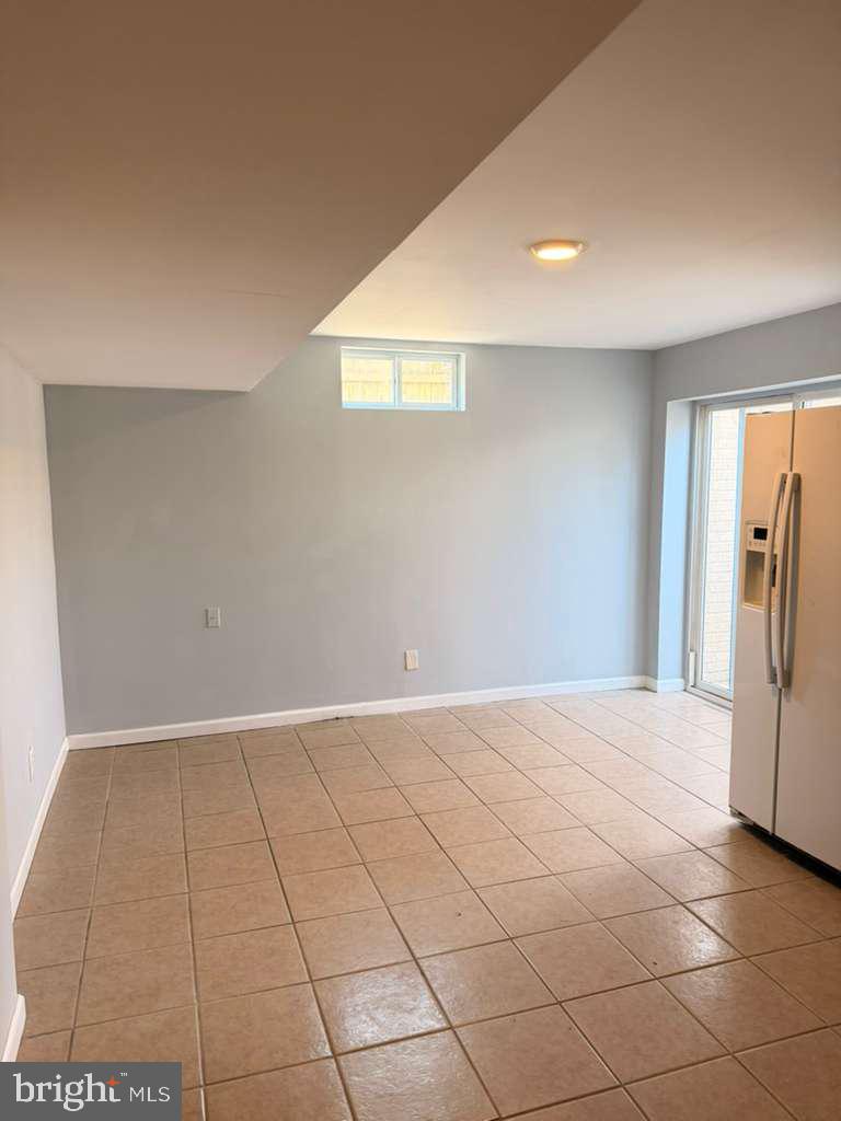 FAIRLAWN - Residential