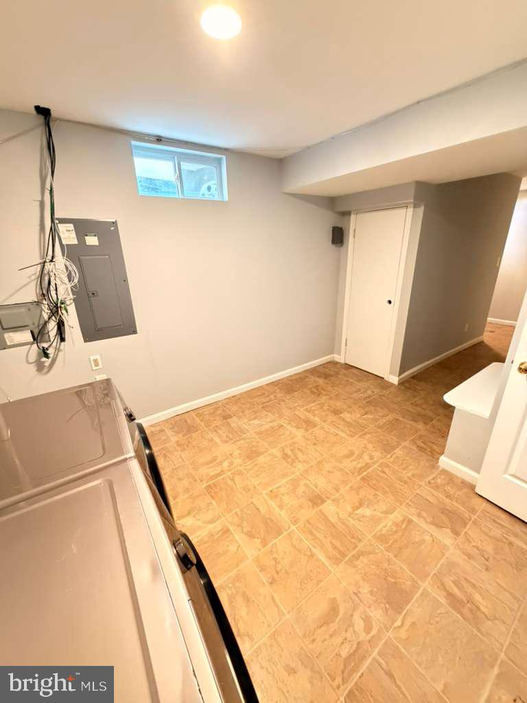 FAIRLAWN - Residential