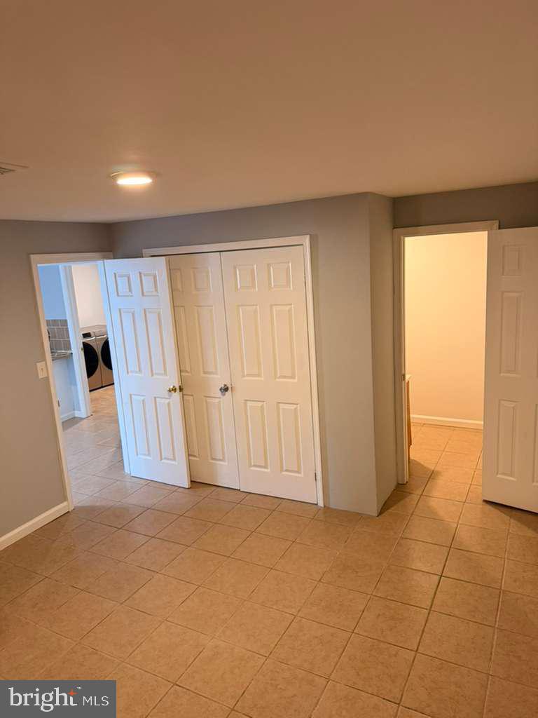 FAIRLAWN - Residential