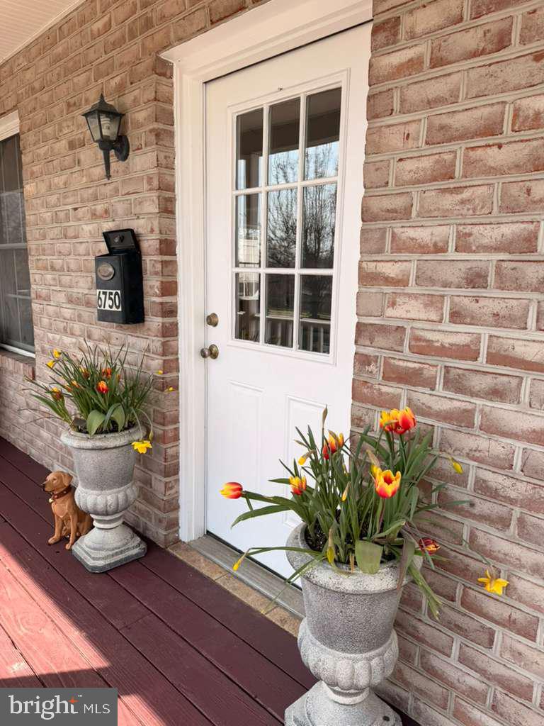 FAIRLAWN - Residential