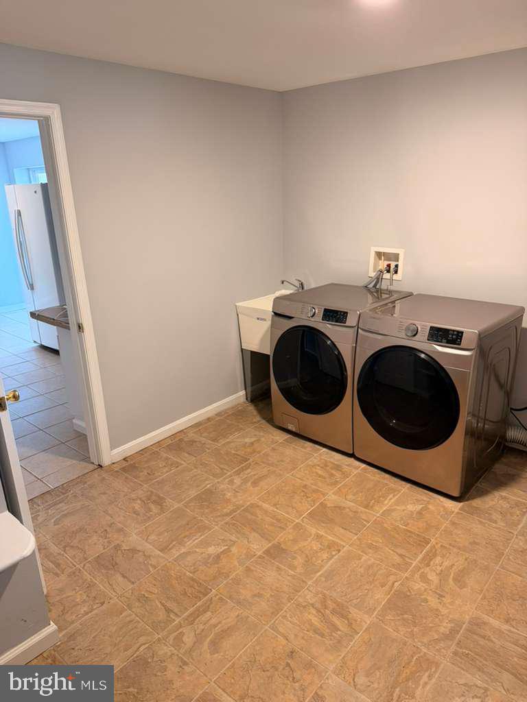 FAIRLAWN - Residential