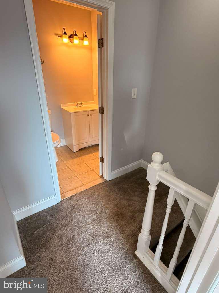 FAIRLAWN - Residential