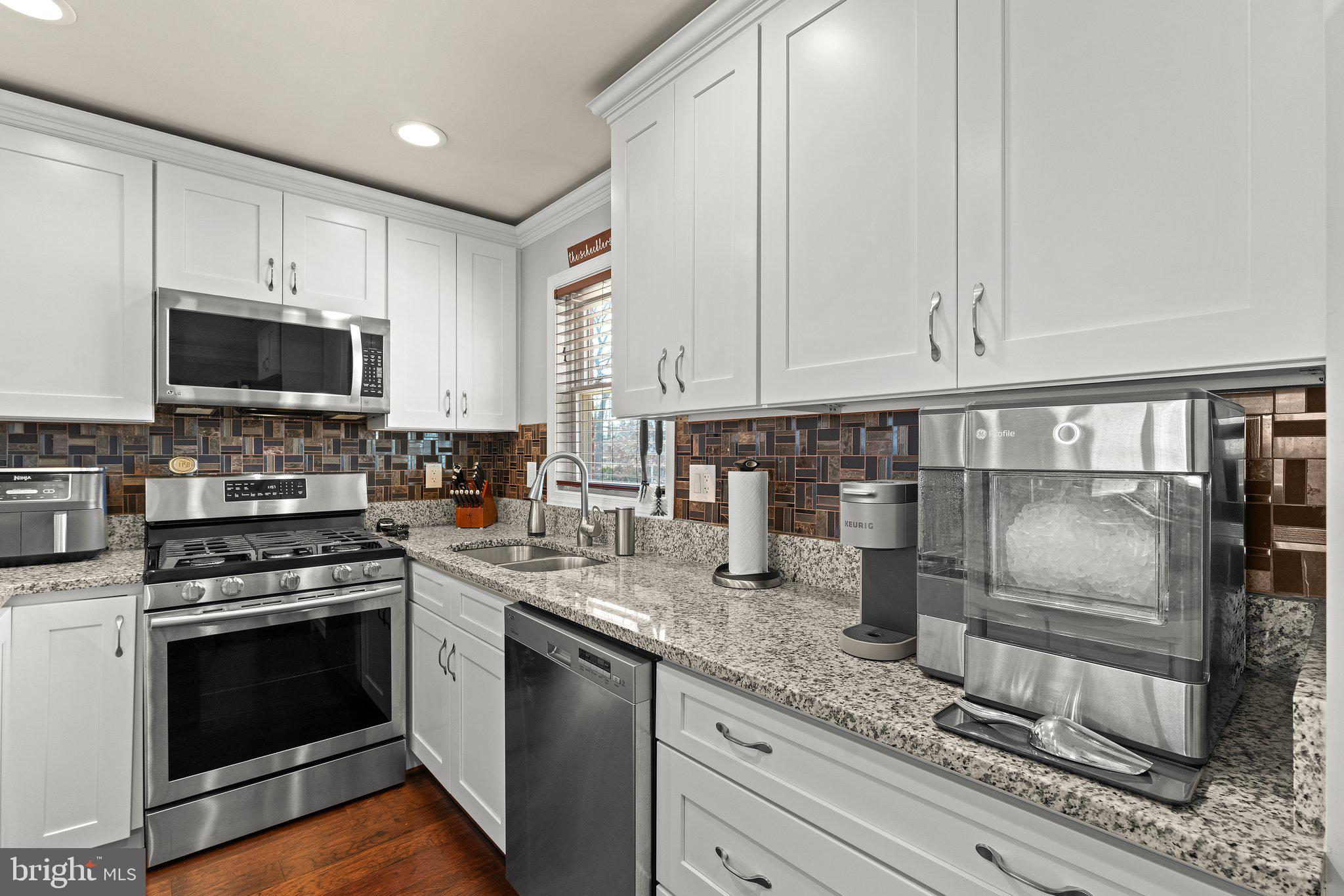 ZEKAN VILLAGE - Residential