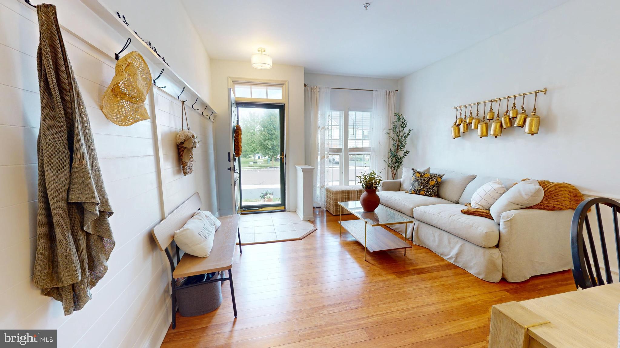 2546 PEACHTREE DRIVE