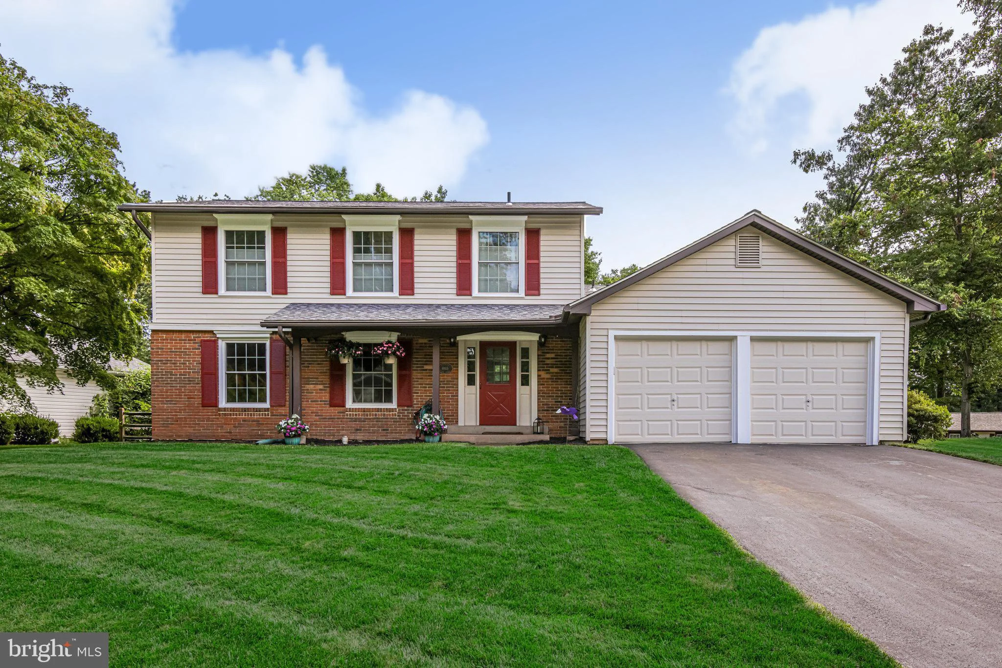 6905 Raspberry Plain, Springfield, VA 22153