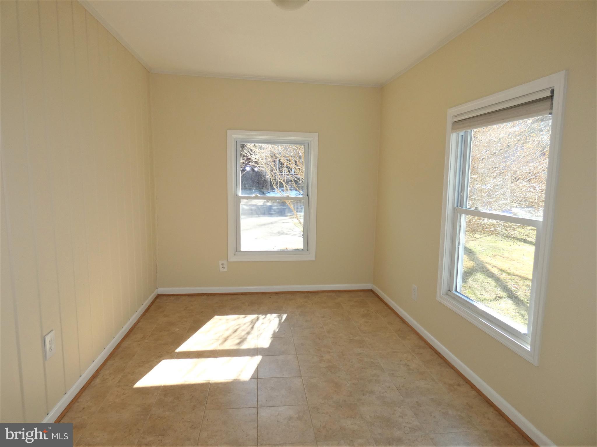 ROCK CREEK PALISADES - Residential Lease