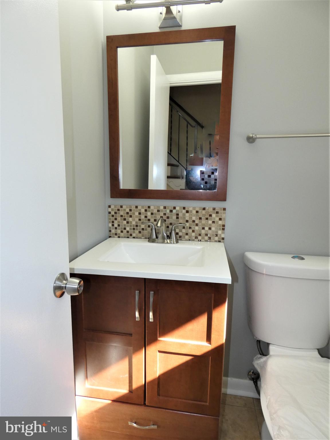 ROCK CREEK PALISADES - Residential Lease