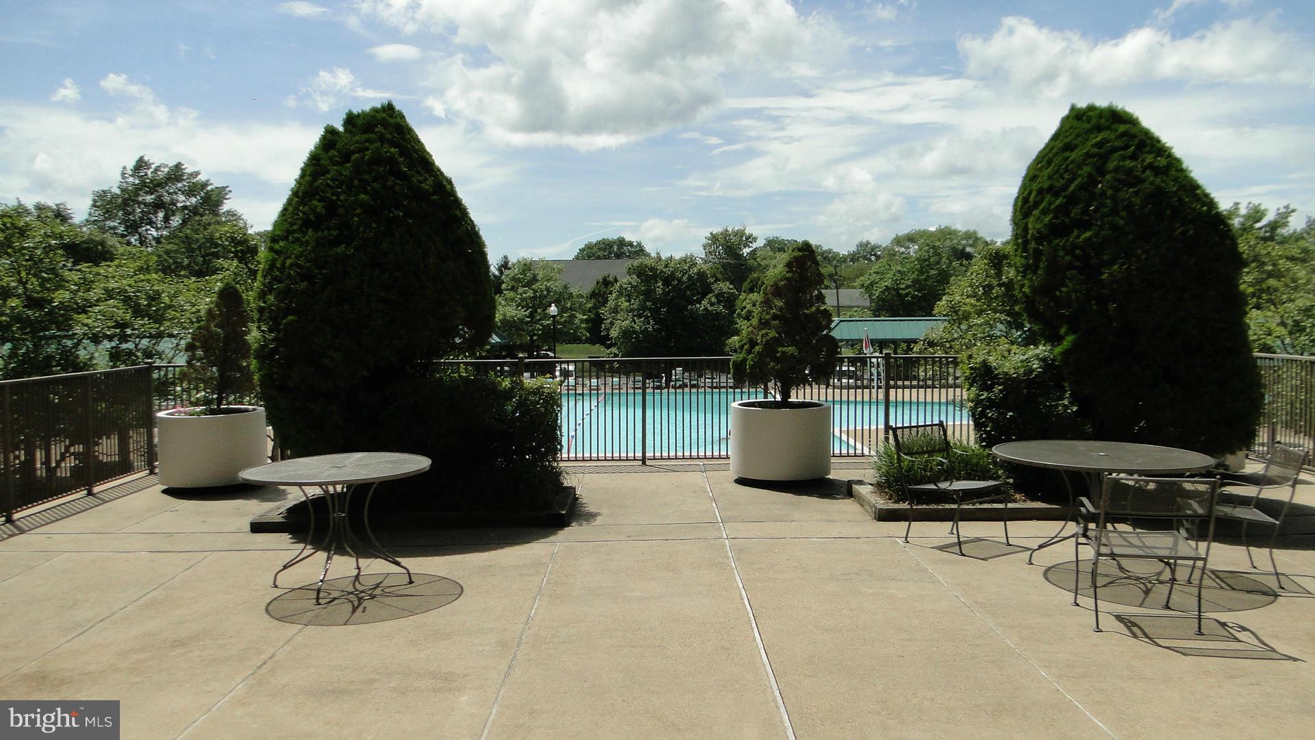 SKYLINE SQUARE CONDO - Residential Lease