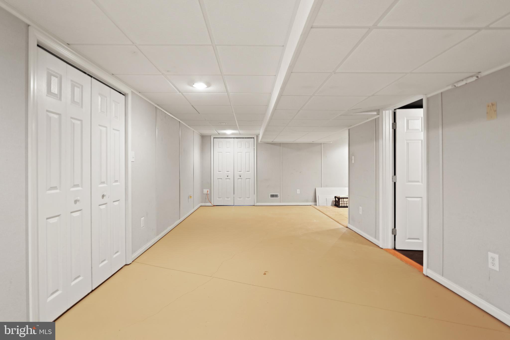 FARMINGTON HILLS - Residential