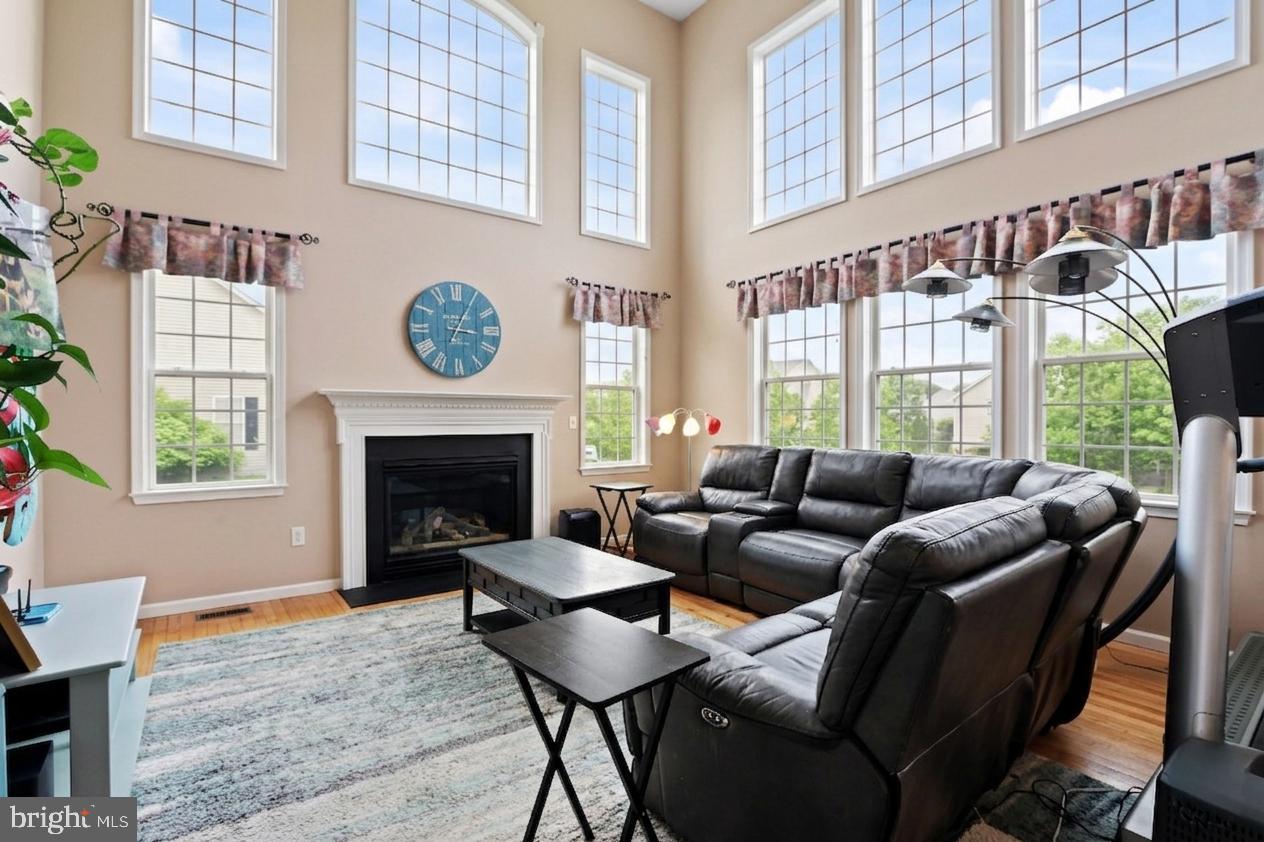 FARMINGTON HILLS - Residential