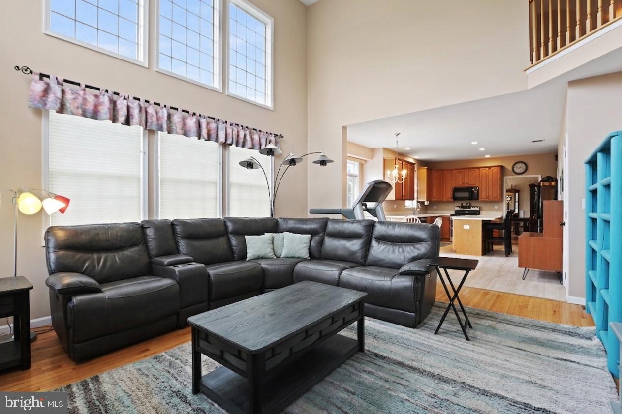 FARMINGTON HILLS - Residential