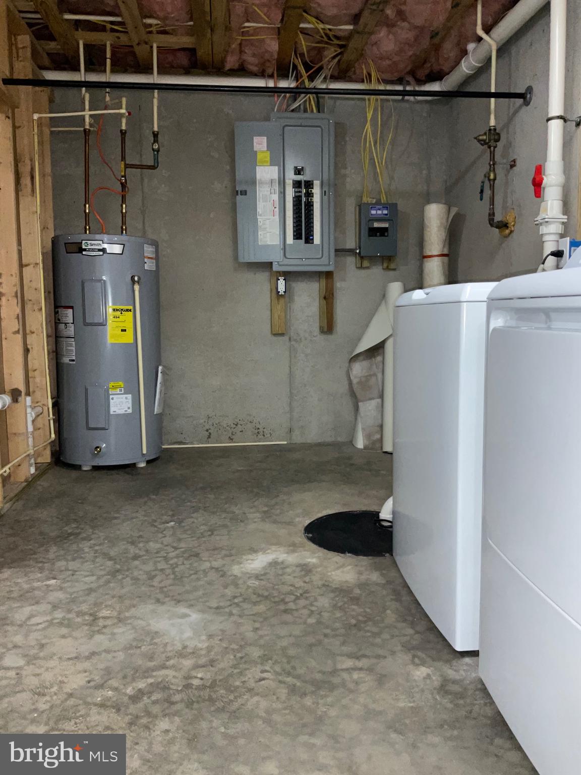 HAMMONDS MILL - Residential Lease