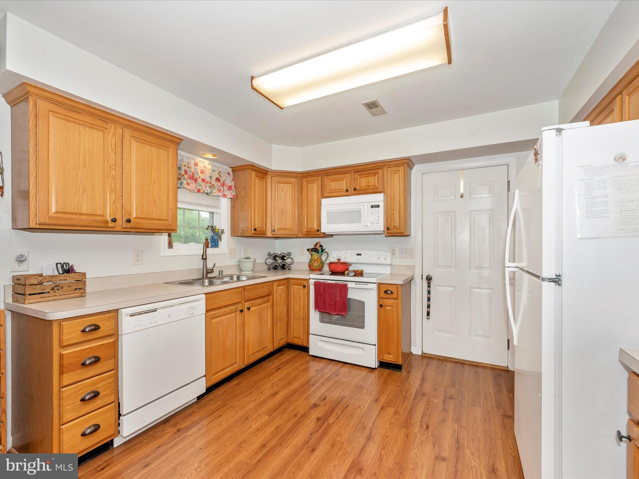 SOUTH POINTE - Residential