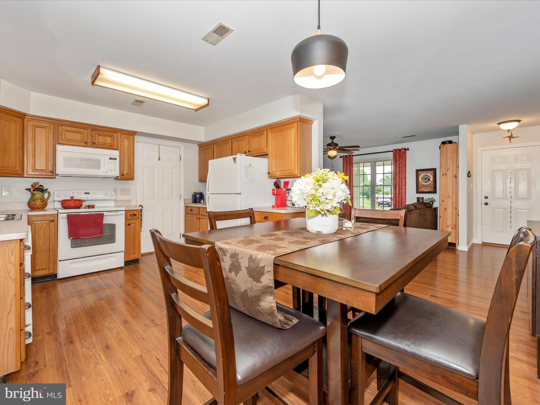 SOUTH POINTE - Residential