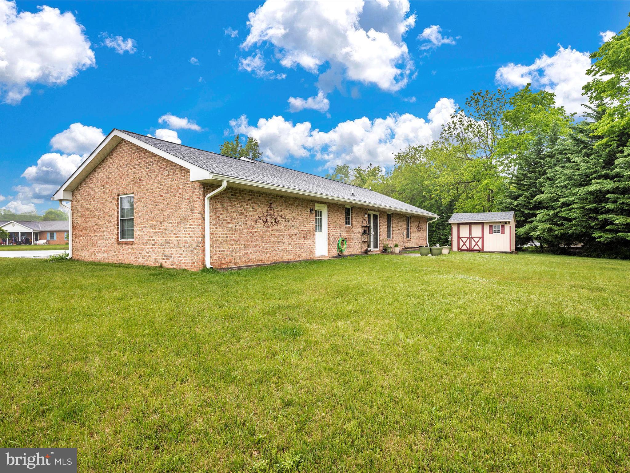 SOUTH POINTE - Residential