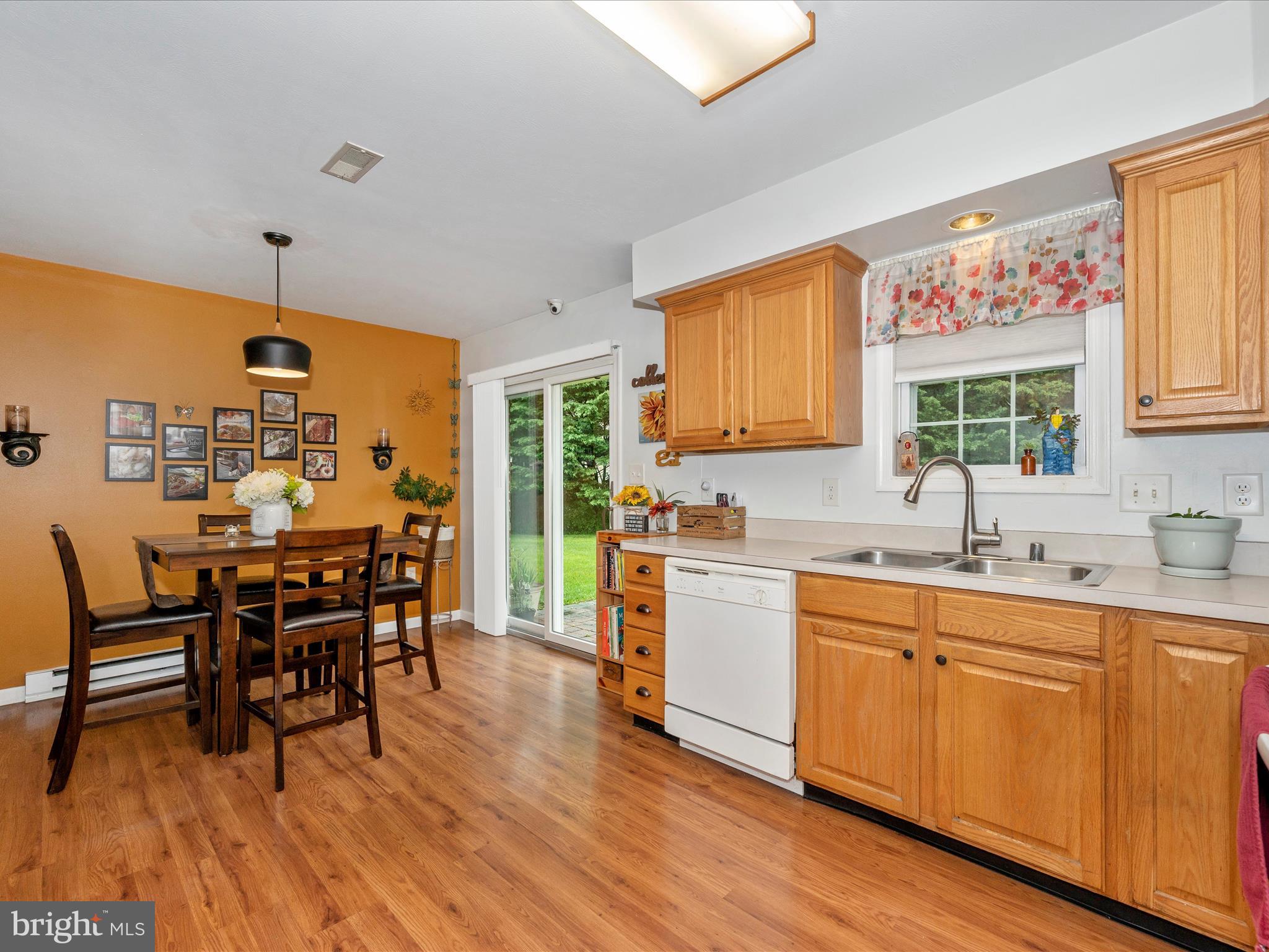 SOUTH POINTE - Residential